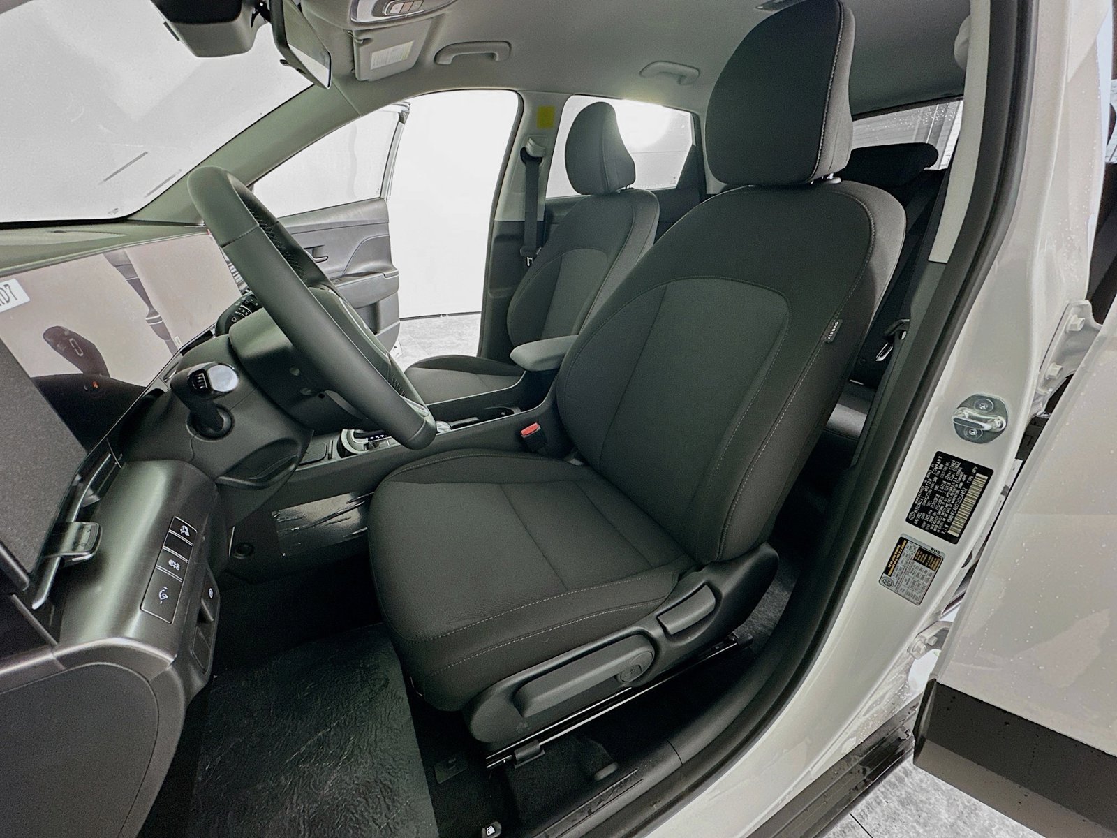 Certified 2026 Hyundai Kona SEL Sport AWD/4WD image 28