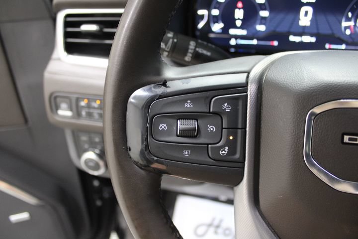 Used 2023 GMC Yukon Denali AWD/4WD image 35
