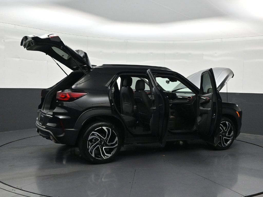 Used 2024 Chevrolet TrailBlazer RS w/ Driver Confidence Package FWD image 30