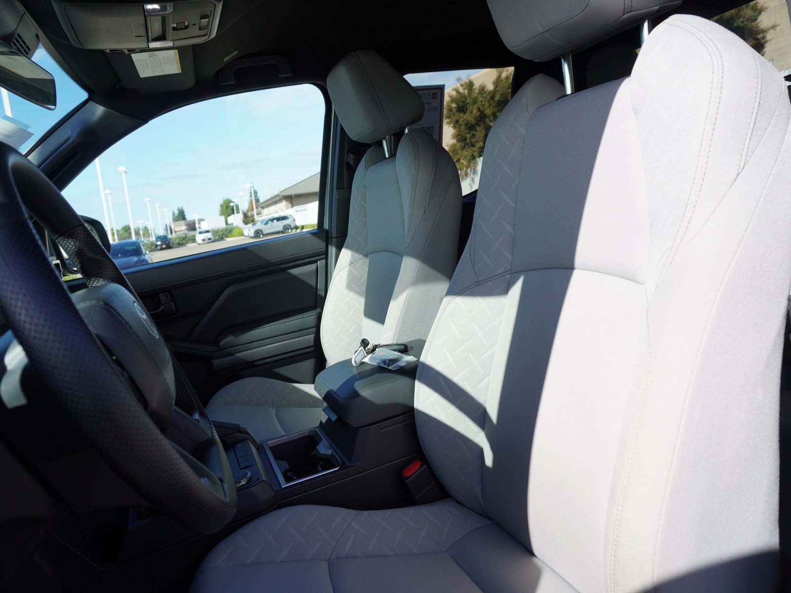 Used 2025 Toyota Tacoma SR5 image 21