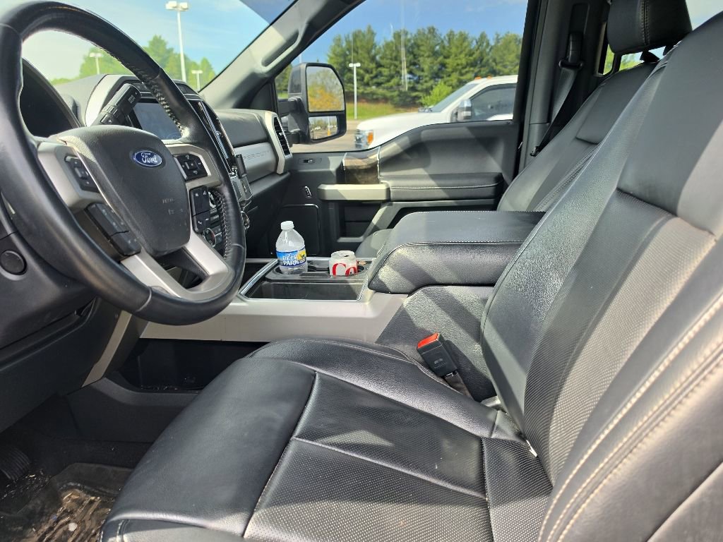 Used 2022 Ford F350 Lariat w/ Tremor Off-Road Package AWD/4WD image 3