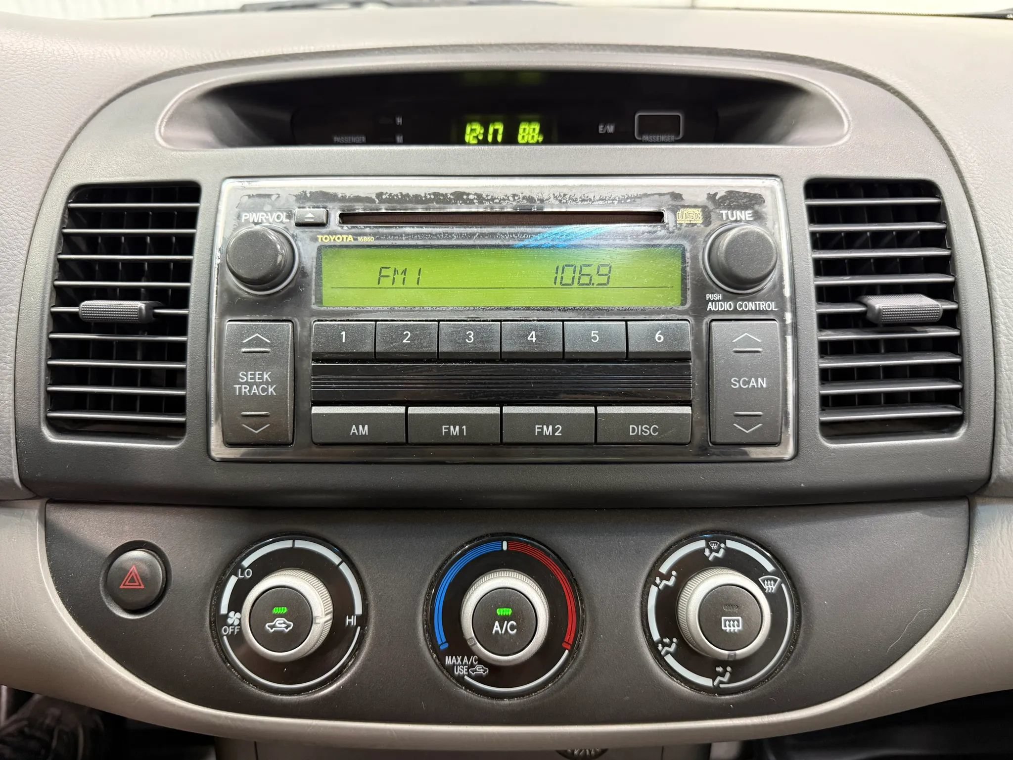 Used 2006 Toyota Camry FWD image 21