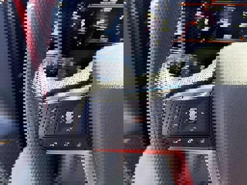 New 2025 Mitsubishi Outlander SE image 20