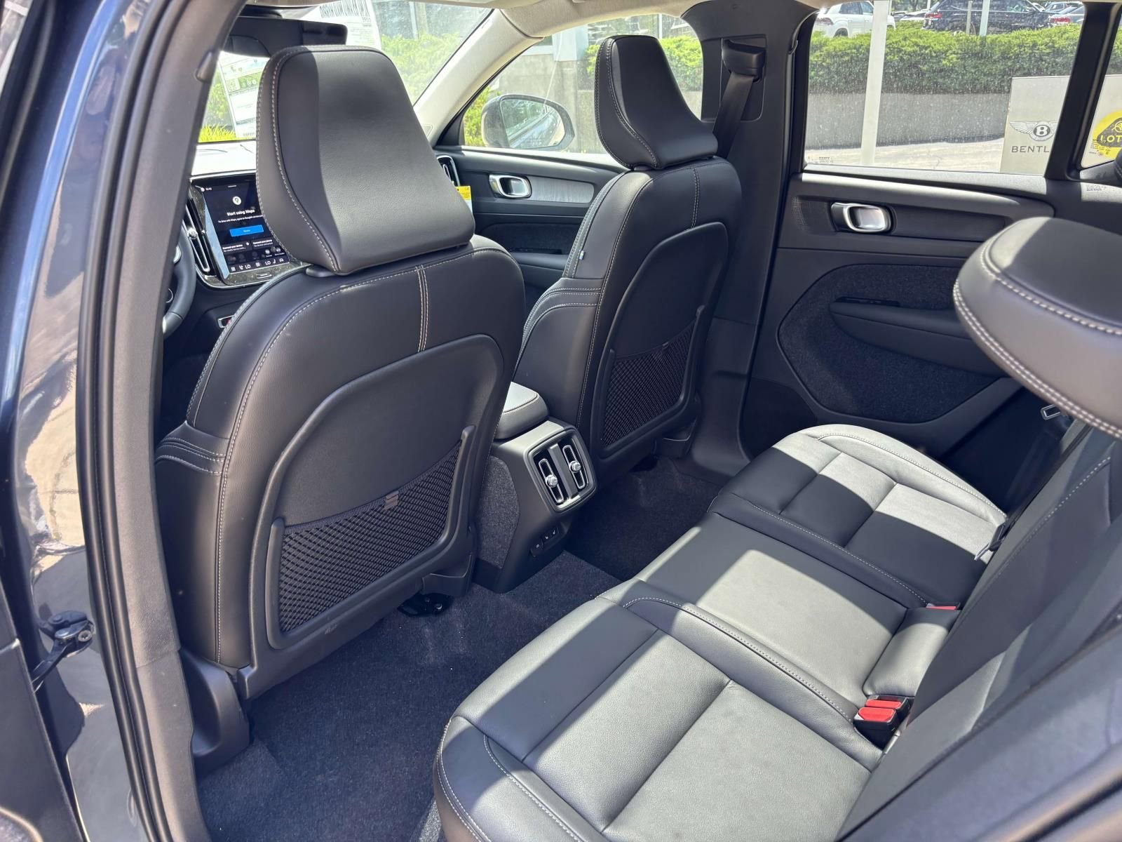 Used 2026 Volvo XC40 B5 Core w/ Protection Package Premier AWD/4WD image 27