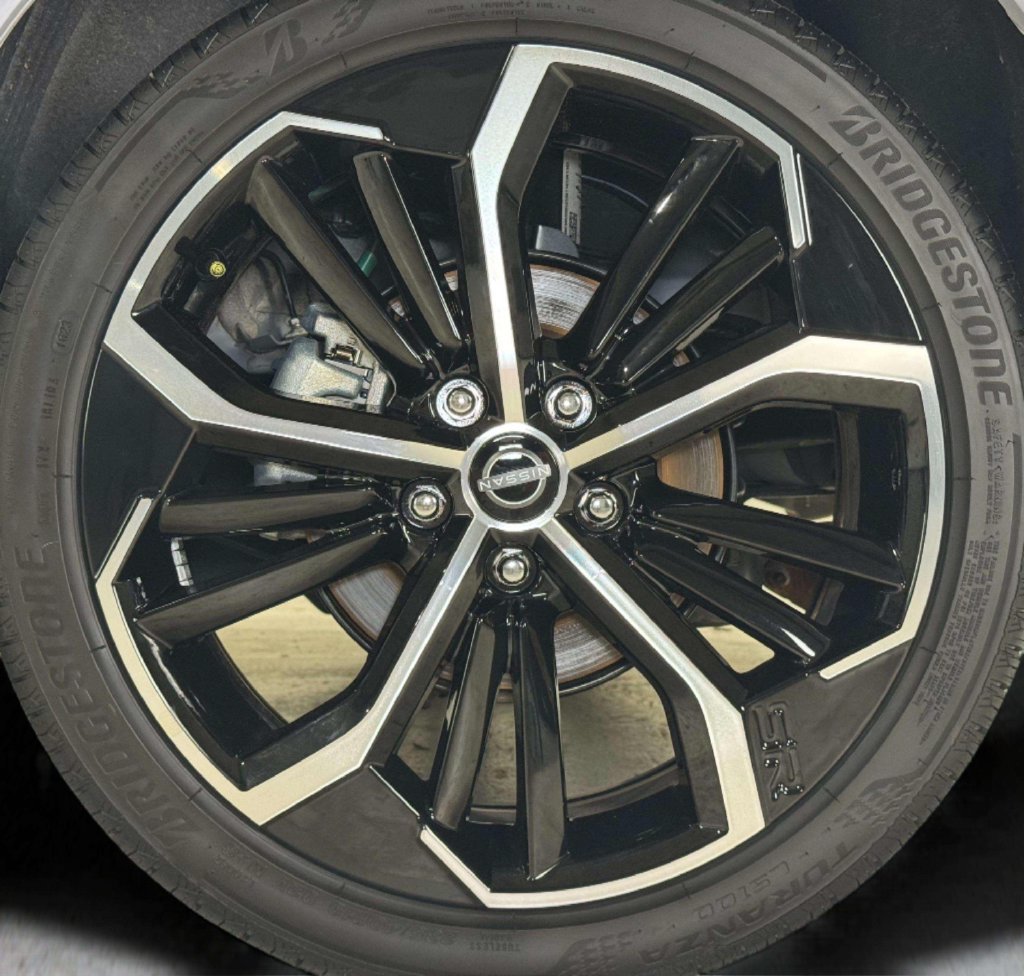 Used 2025 Nissan Altima 2.5 SR w/ SR Premium Package AWD/4WD image 30