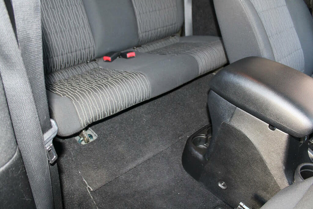 Used 2011 Jeep Wrangler Sahara w/ Connectivity Group AWD/4WD image 65