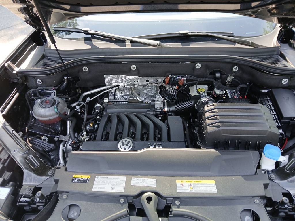 Used 2023 Volkswagen Atlas Cross Sport SEL AWD/4WD image 41