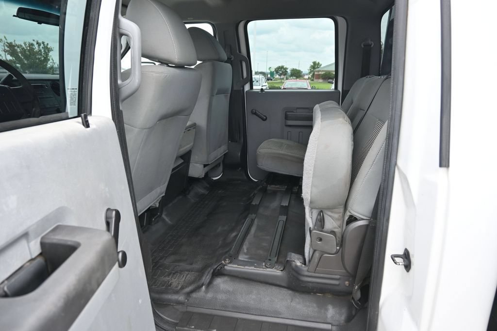 Used 2014 Ford F550 2WD Crew Cab Super Duty image 19