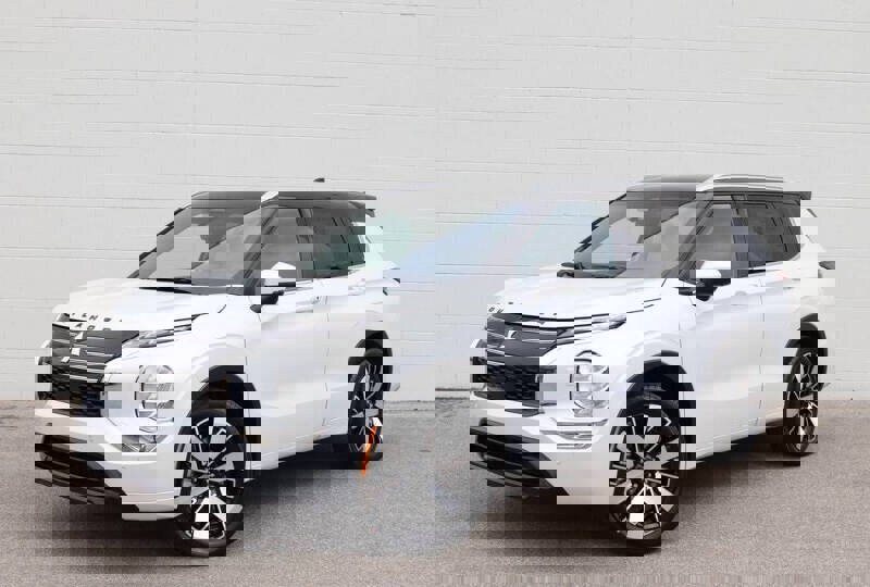 New 2026 Mitsubishi Outlander SEL image 35