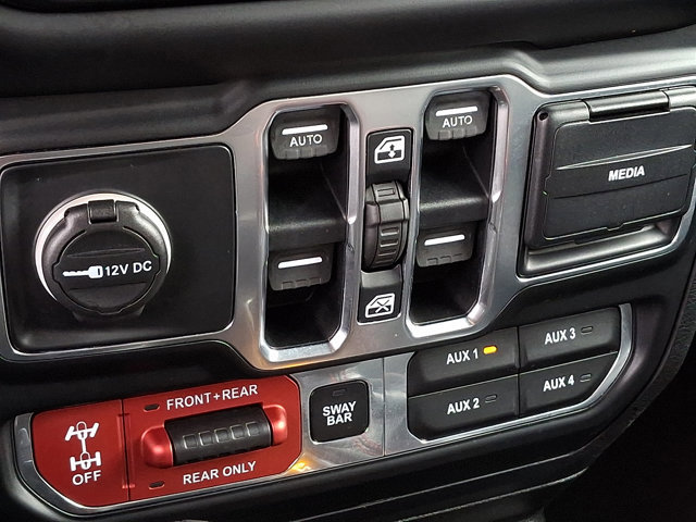 Used 2018 Jeep Wrangler Unlimited Rubicon image 15