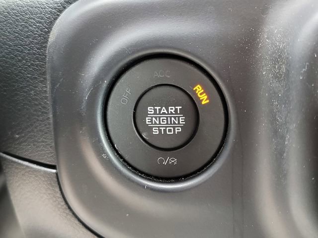 Used 2023 Jeep Wrangler Unlimited AWD/4WD image 25