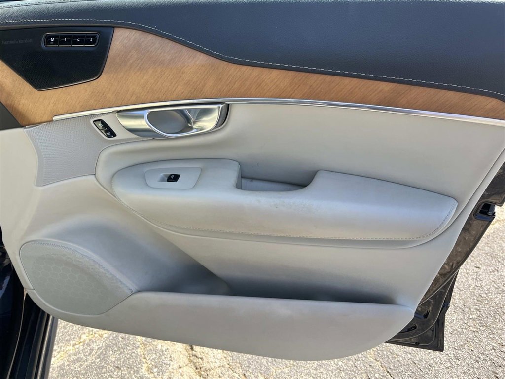 Used 2019 Volvo XC90 T6 Inscription w/ Advanced Package image 23