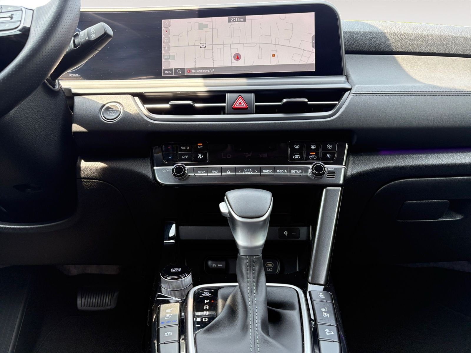 Used 2024 Kia Seltos SX w/ SX Sunroof Package AWD/4WD image 11