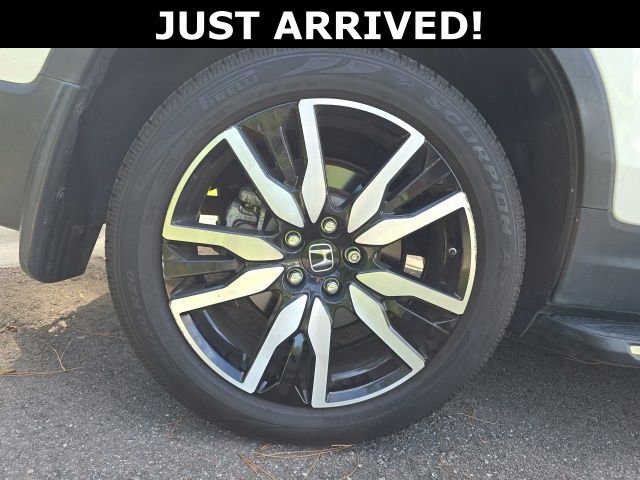 Used 2019 Honda Pilot Elite image 6