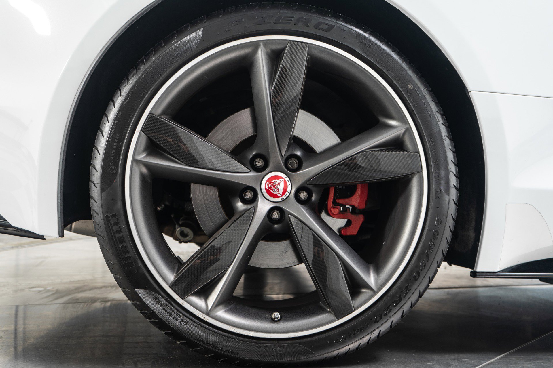 Used 2019 Jaguar F-TYPE R-Dynamic image 42