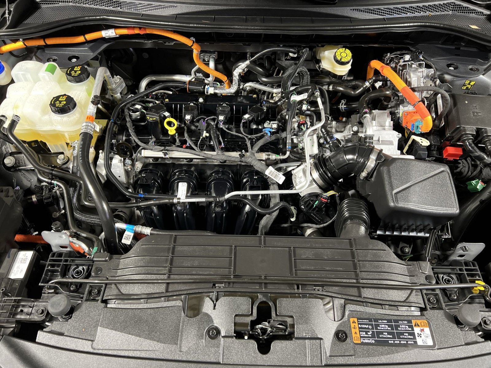 Used 2025 Ford Escape ST-Line w/ Equipment Group 301A image 26