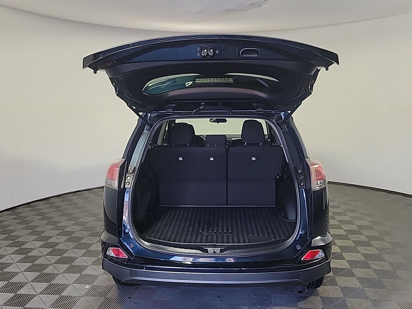 Used 2017 Toyota RAV4 LE w/ All Weather Liner Package image 7