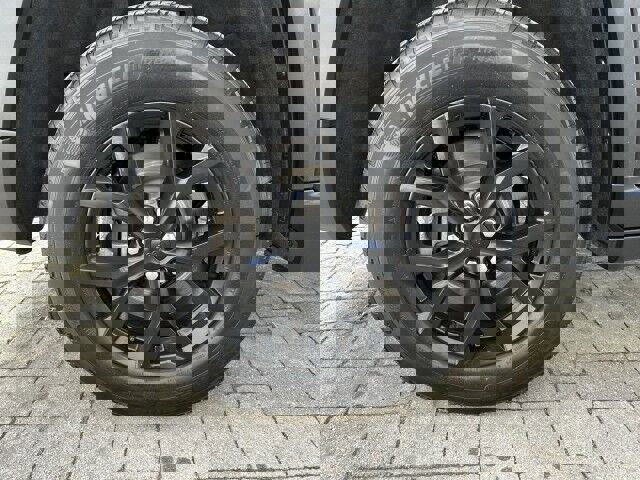 Used 2024 Jeep Grand Cherokee L Altitude image 39