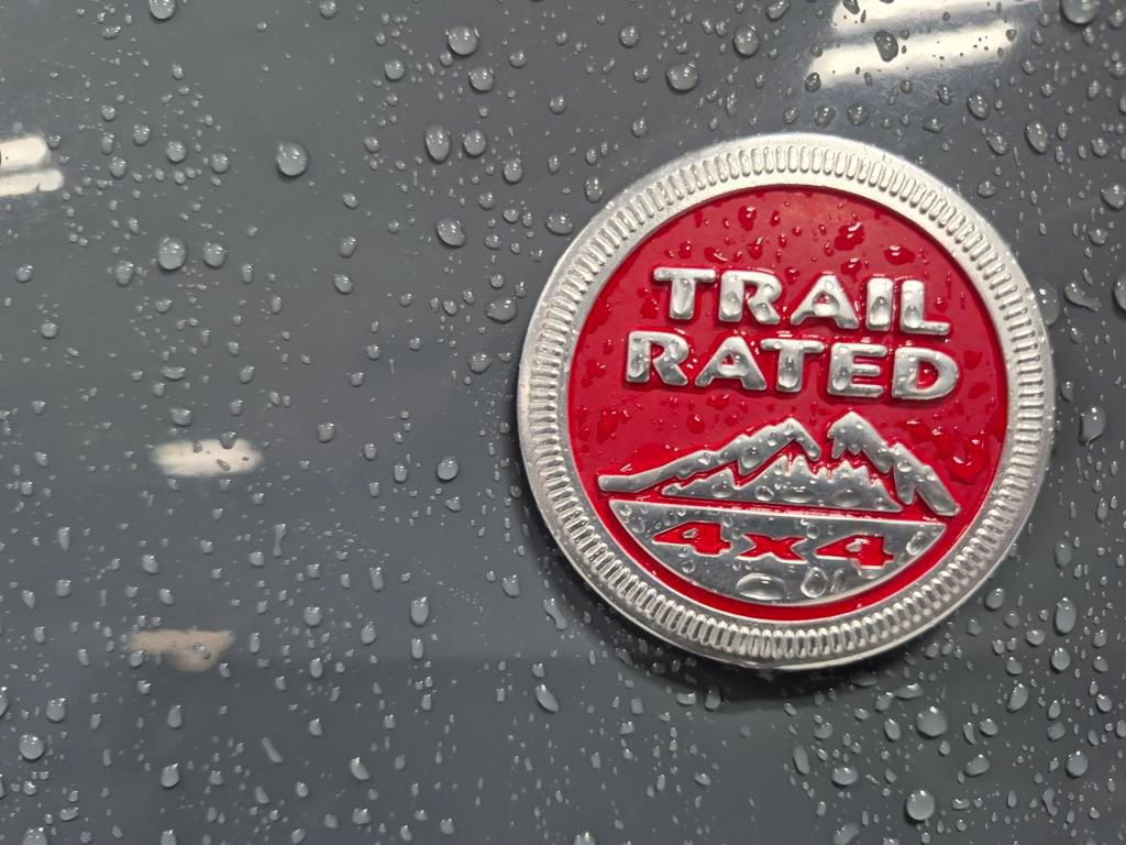 Used 2015 Jeep Cherokee Trailhawk w/ Leather Interior Group image 10