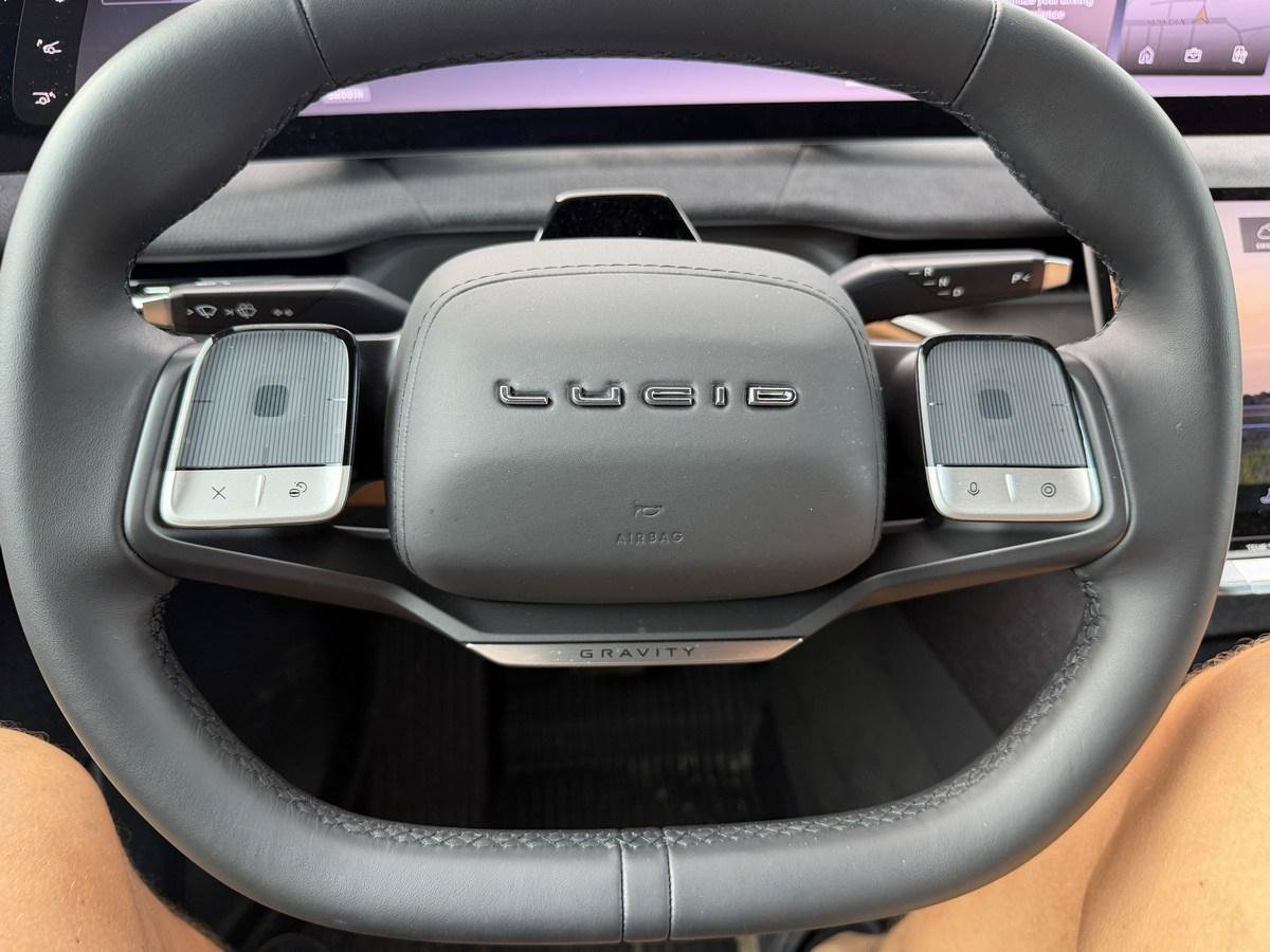 Used 2026 Lucid Gravity Grand Touring AWD/4WD image 21
