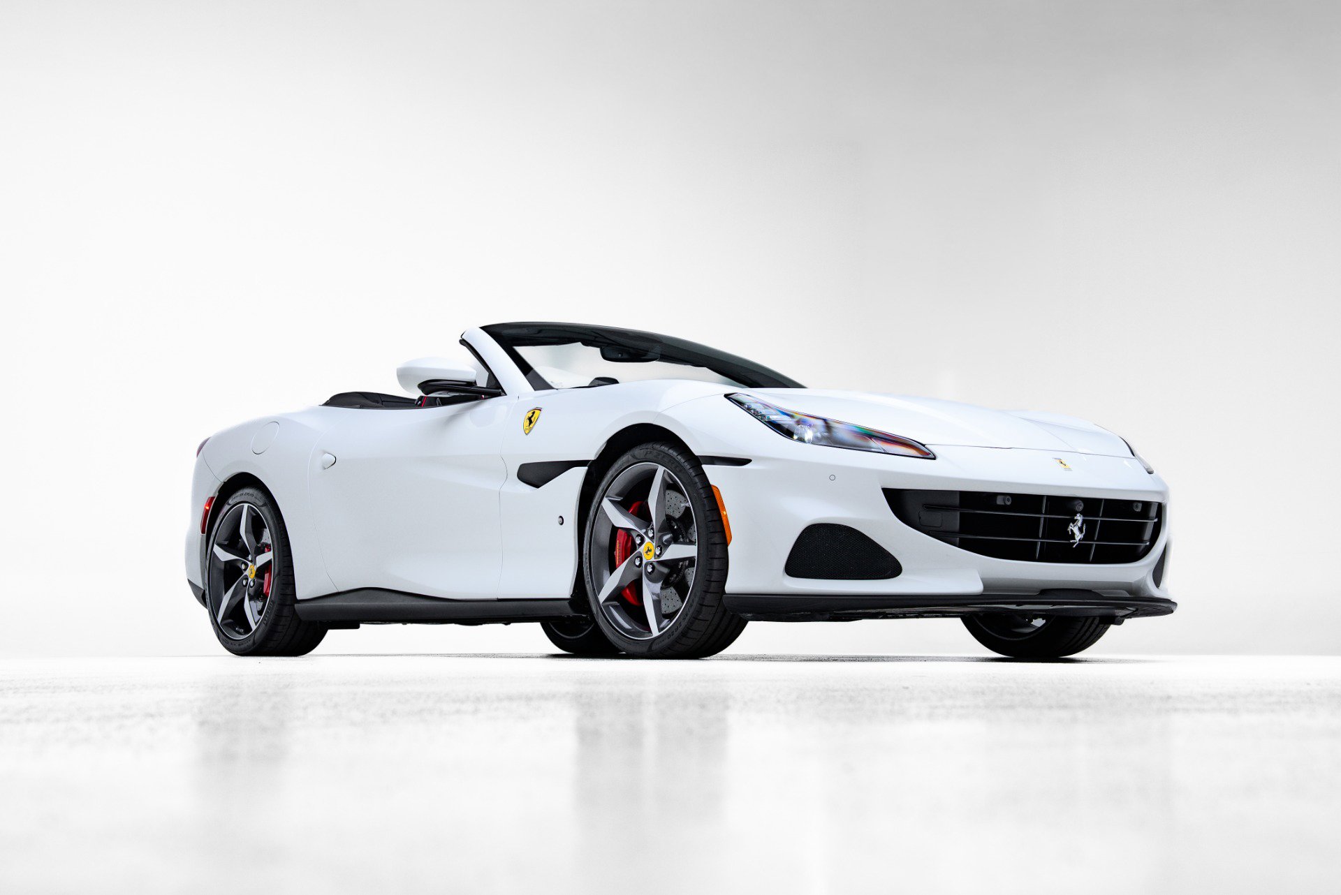 Used 2022 Ferrari Portofino M image 8
