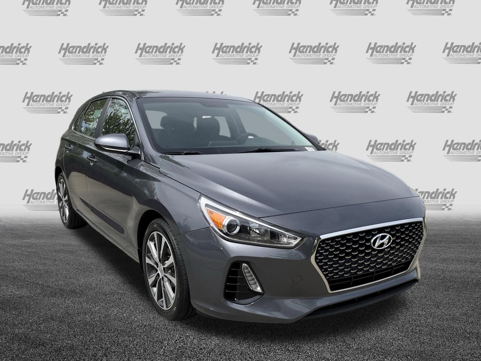 Used 2019 Hyundai Elantra GT image 2