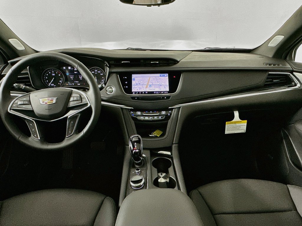 New 2026 Cadillac XT5 Premium Luxury w/ Driver Assist Package AWD/4WD image 29