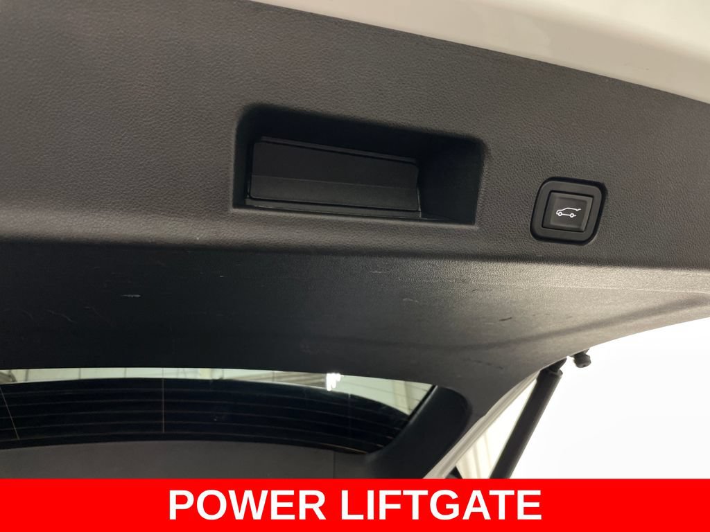 Certified 2024 Chevrolet Traverse LT FWD image 45