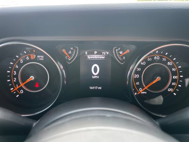 Used 2022 Jeep Gladiator Sport AWD/4WD image 19