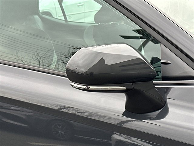 Certified 2025 Toyota Camry SE image 9