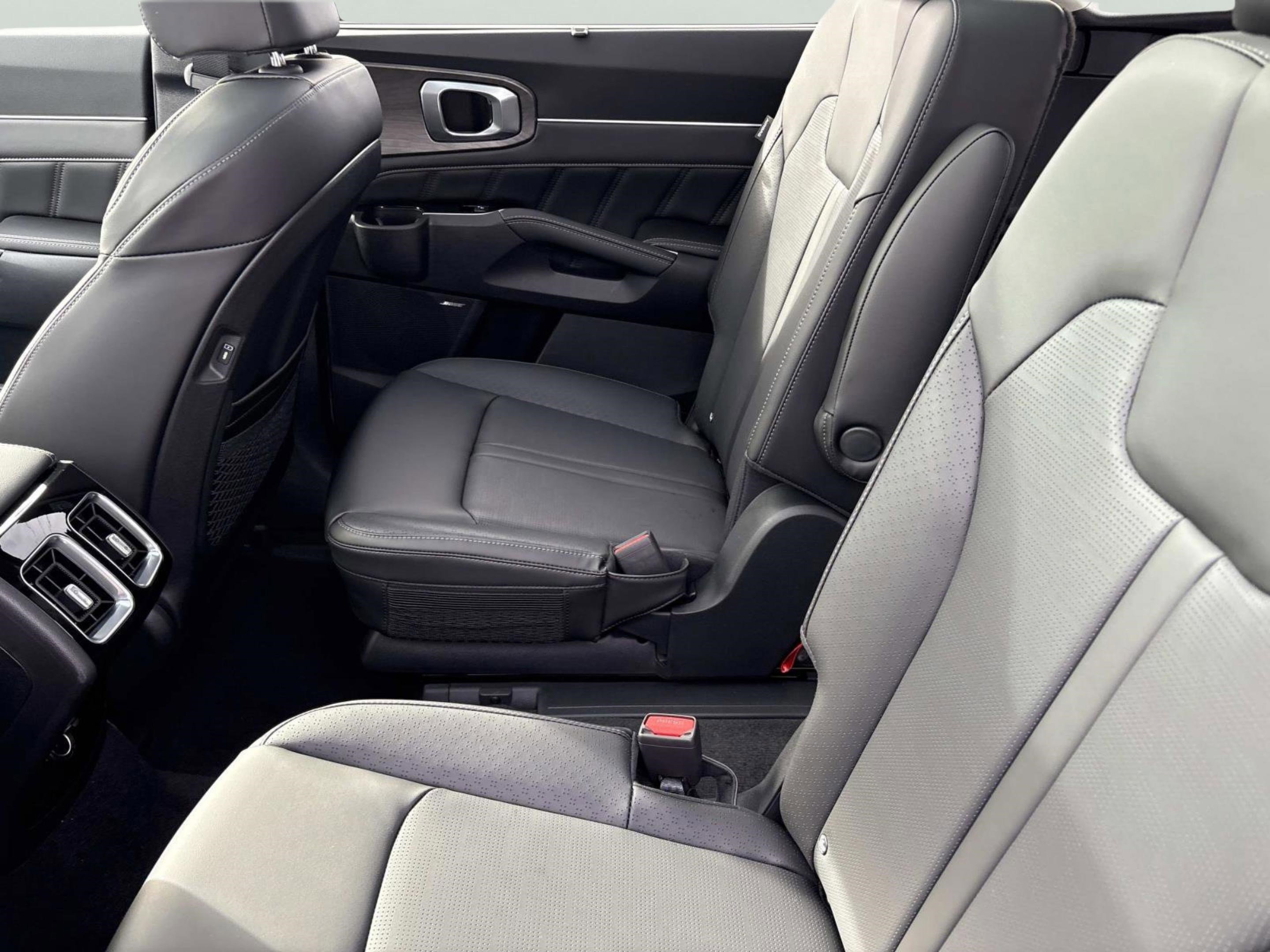 New 2026 Kia Sorento SX image 18