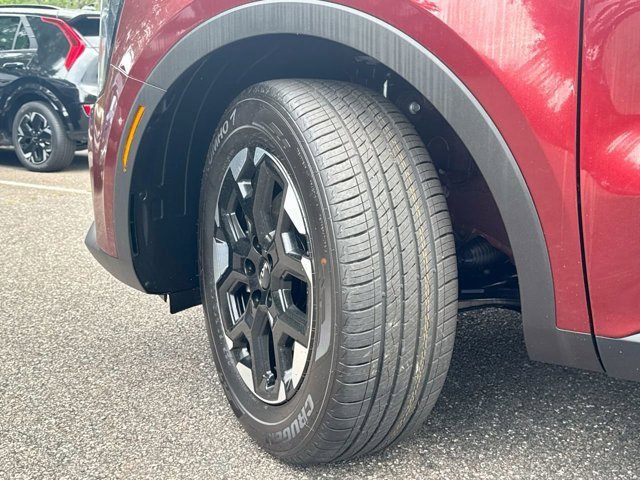 Used 2025 Kia Sorento S image 29