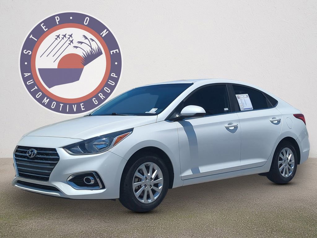 Used 2019 Hyundai Accent SEL FWD image 2