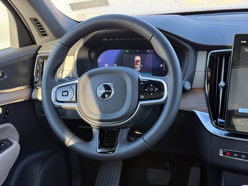 New 2026 Volvo XC90 B5 Core image 8