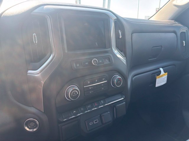 New 2026 Chevrolet Silverado 1500 Custom AWD/4WD image 3