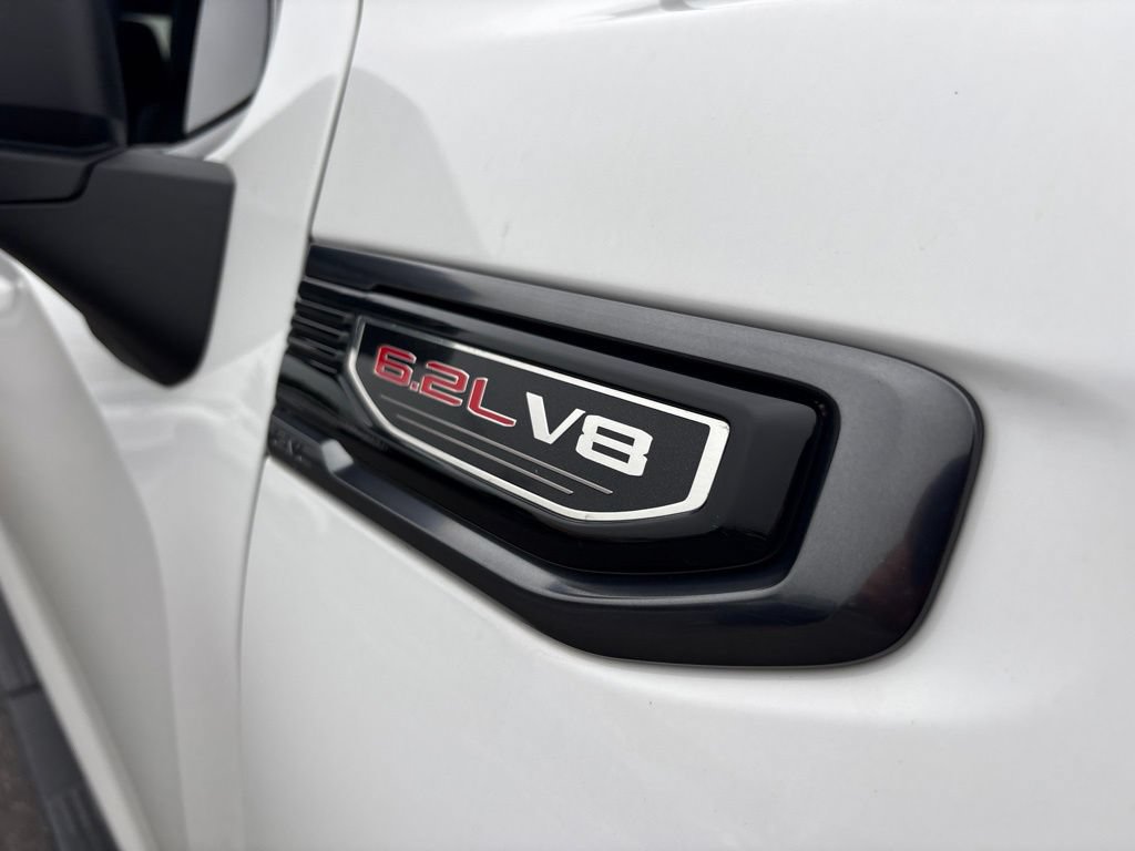 Used 2021 GMC Sierra 1500 AT4 w/ AT4 Value Package AWD/4WD image 5