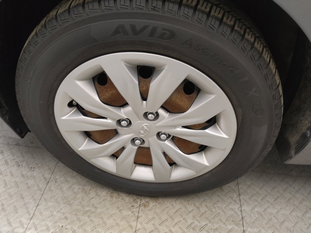 Used 2018 Hyundai Accent SE image 31