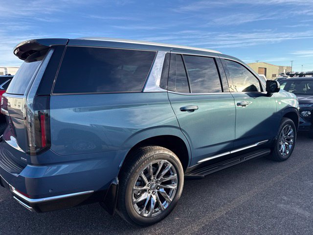Used 2025 Cadillac Escalade Premium Luxury w/ LPO, Radiant Package AWD/4WD image 2