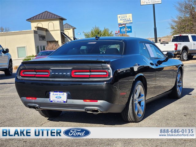 Used 2015 Dodge Challenger SXT w/ Super Sport Group (SS/T) image 5