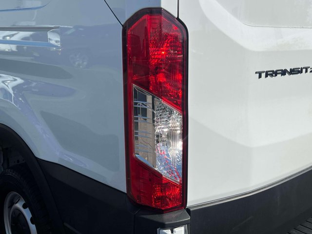 Used 2026 Ford Transit 250 148 Medium Roof w/ Load Area Protection Package RWD image 15