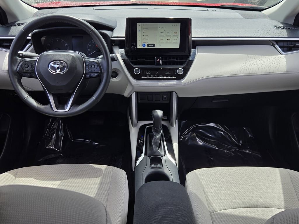 Used 2023 Toyota Corolla Cross LE FWD image 13