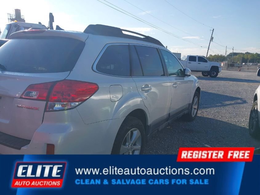 Used 2013 Subaru Outback 2.5i Limited image 7