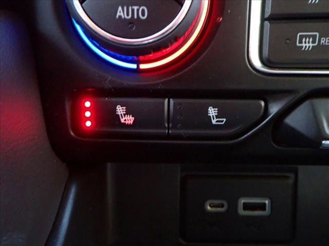 Used 2021 Chevrolet Suburban LT image 19