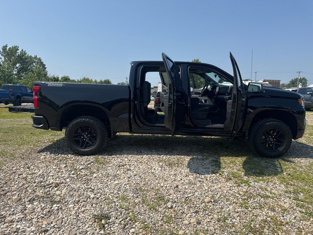 Used 2025 Chevrolet Silverado 1500 LT Trail Boss w/ LT Trail Boss Premium Package image 46