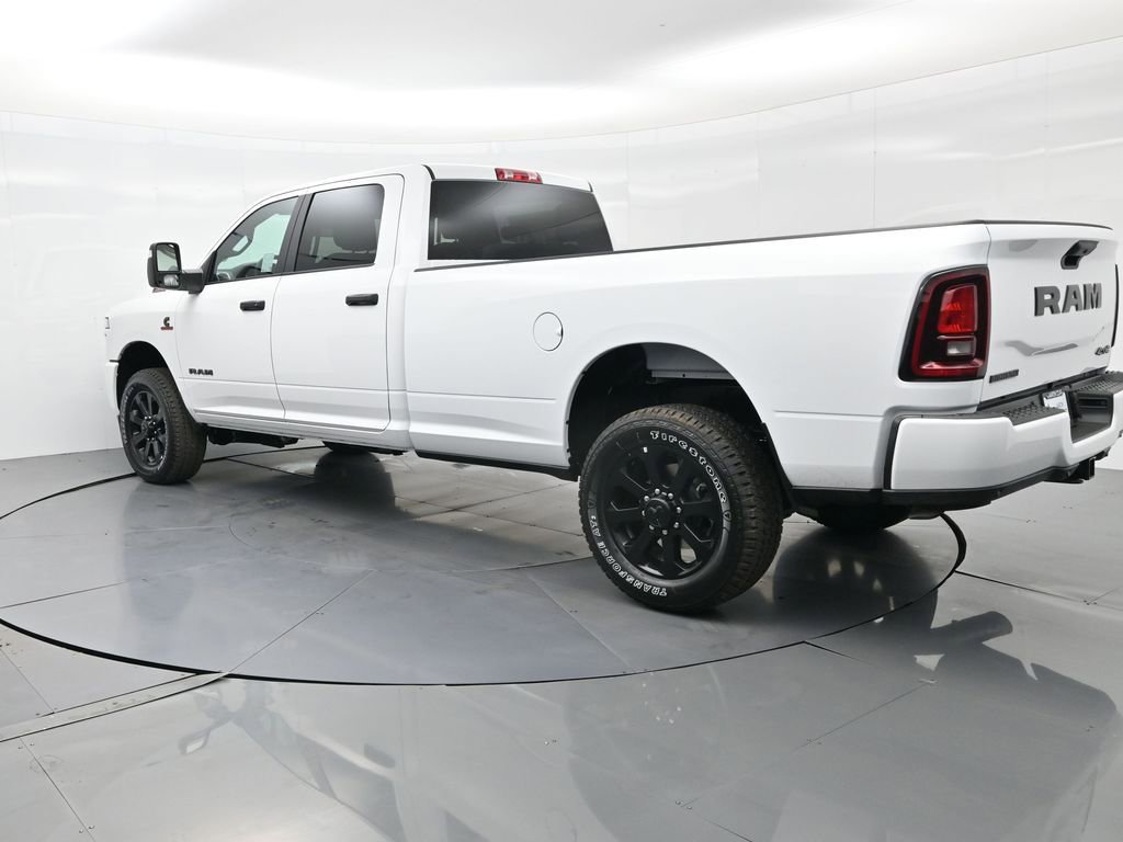 New 2026 RAM 3500 Big Horn AWD/4WD image 4