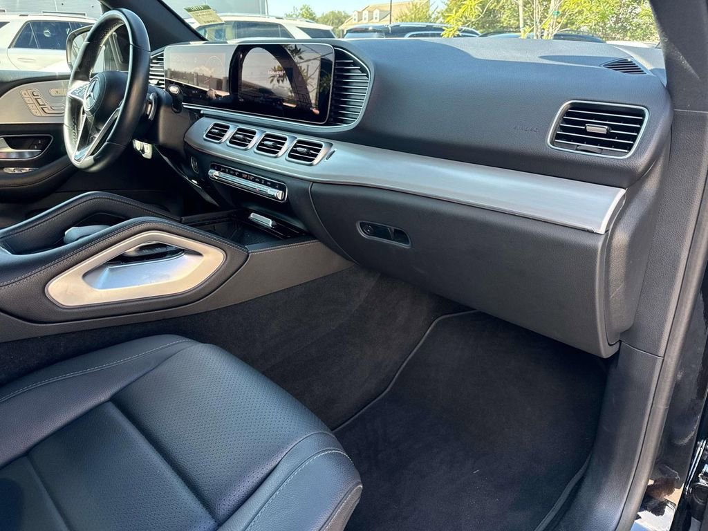 Used 2024 Mercedes-Benz GLE 350 4MATIC image 13