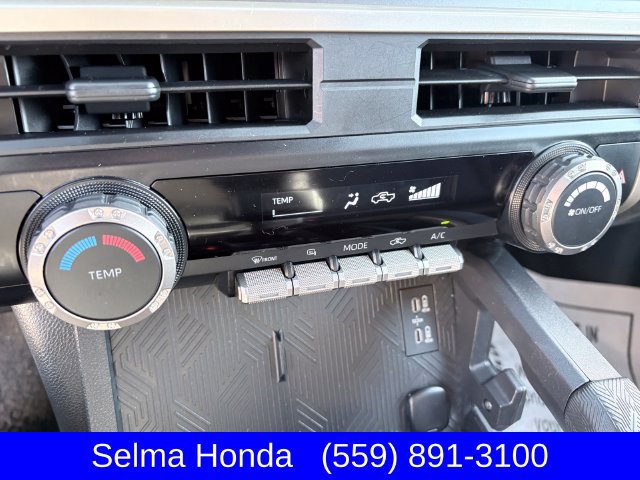 Used 2024 Toyota Tacoma SR5 AWD/4WD image 18