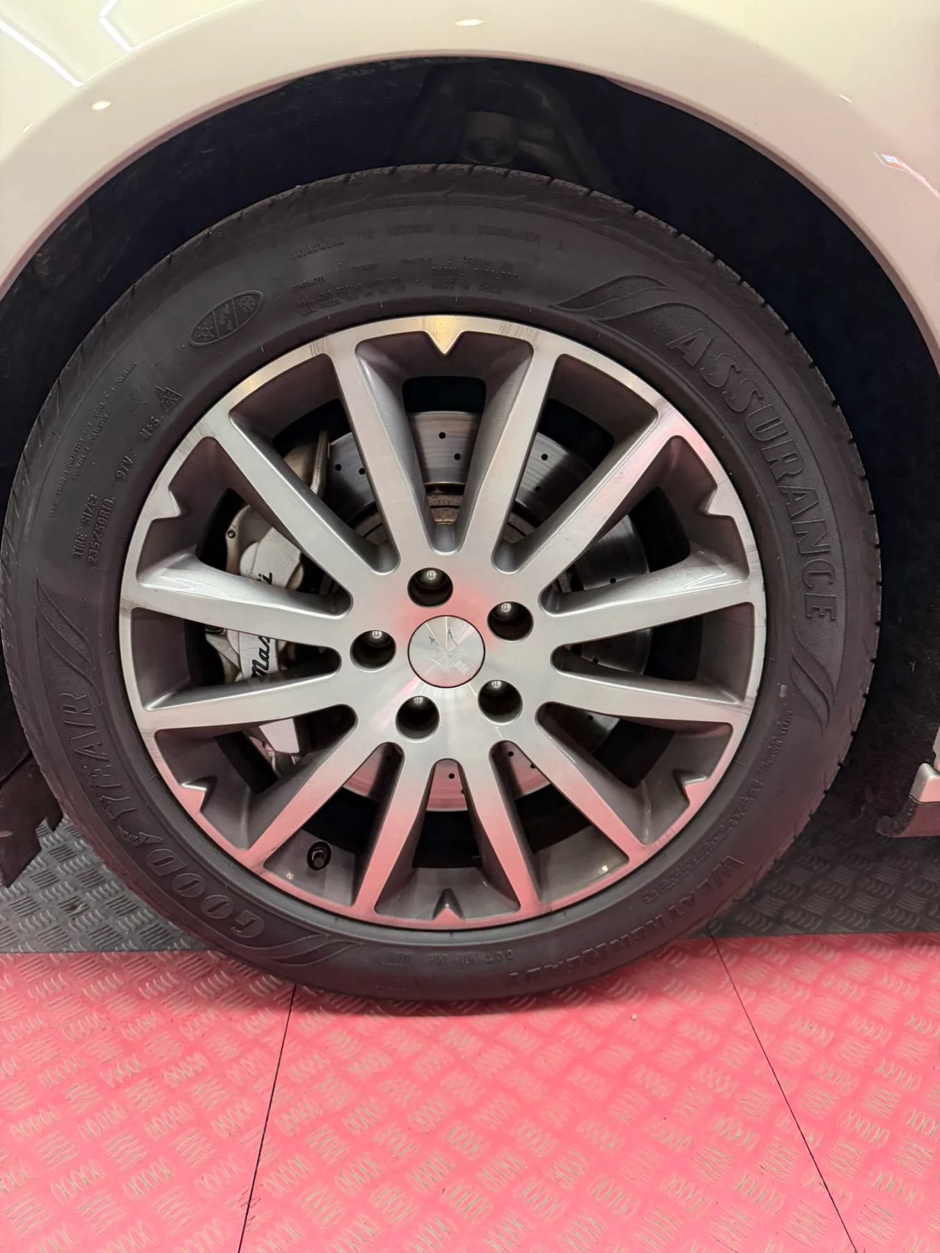 Used 2014 Maserati Ghibli S Q4 AWD/4WD image 44