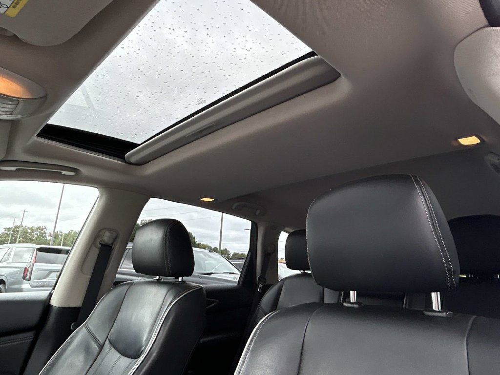 Used 2017 INFINITI QX60 Luxe w/ Premium Plus Package AWD/4WD image 19