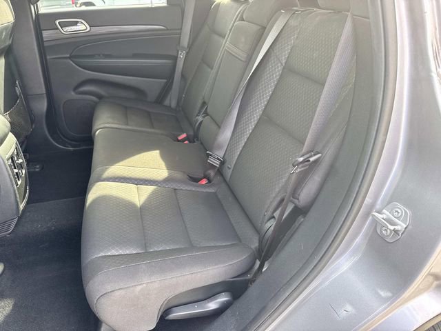 Used 2020 Jeep Grand Cherokee Laredo image 15